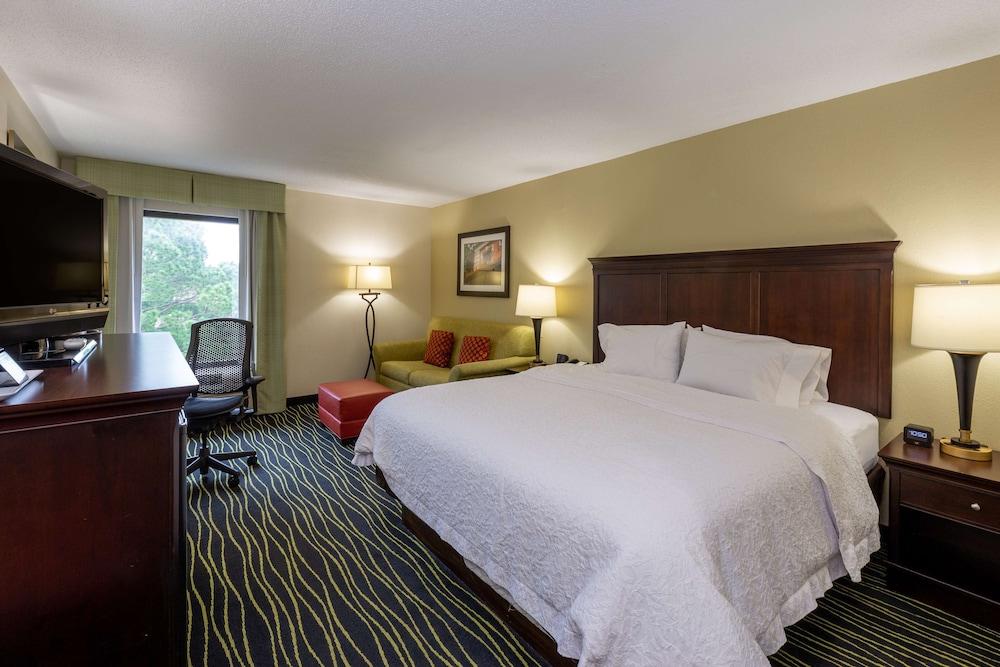 Hampton Inn Columbia I-26/Harbison Blvd Экстерьер фото