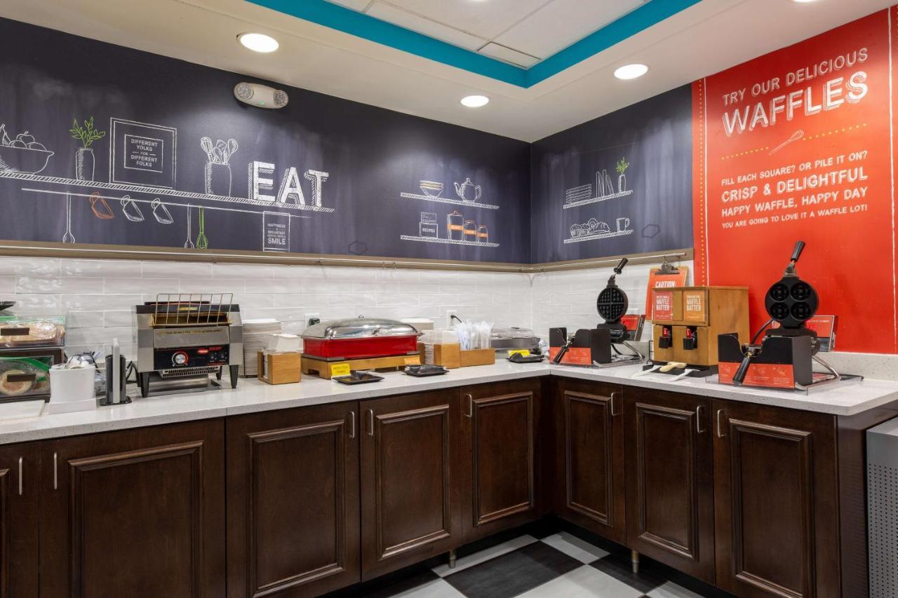 Hampton Inn Columbia I-26/Harbison Blvd Экстерьер фото