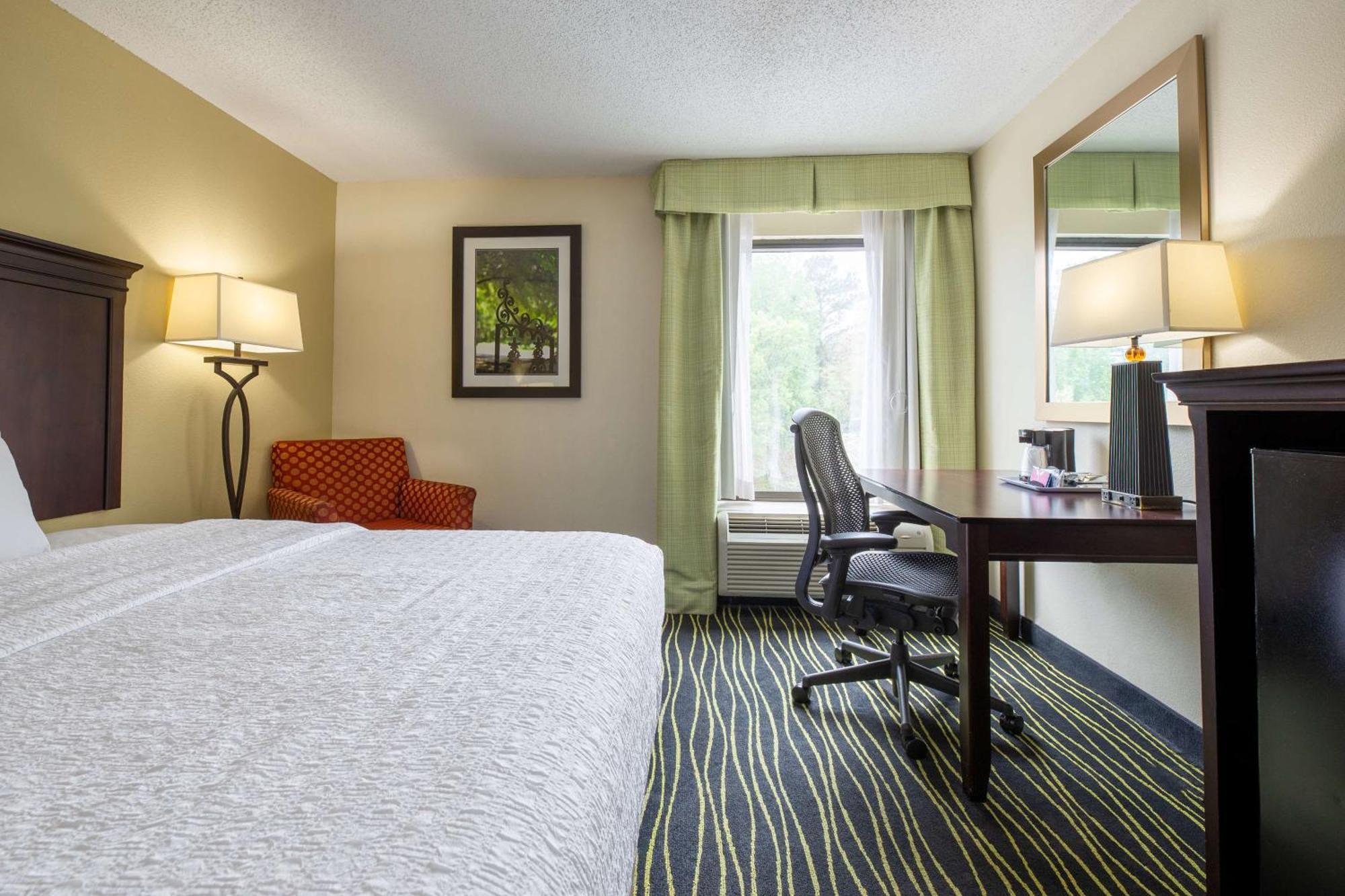 Hampton Inn Columbia I-26/Harbison Blvd Экстерьер фото