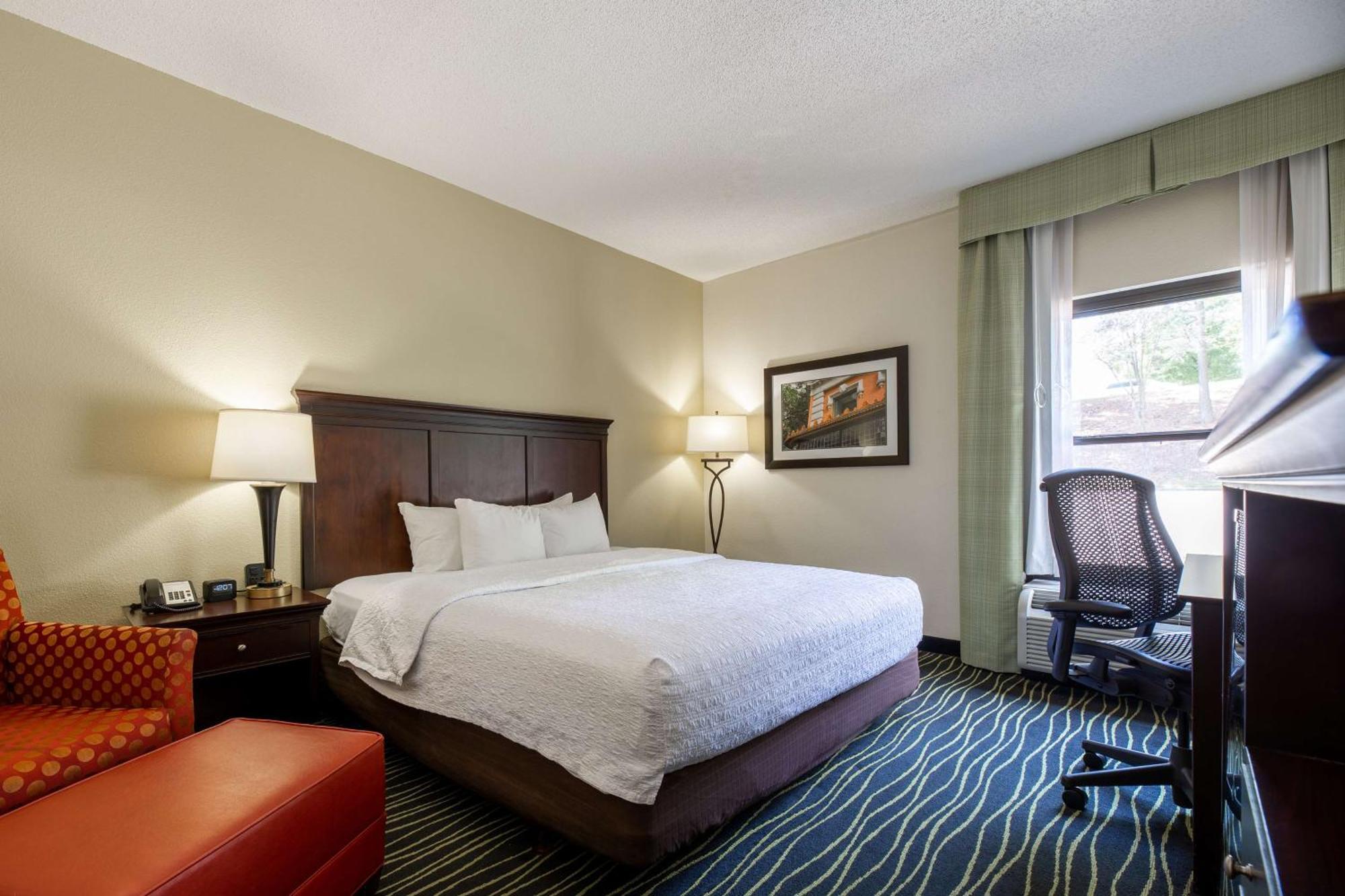 Hampton Inn Columbia I-26/Harbison Blvd Экстерьер фото