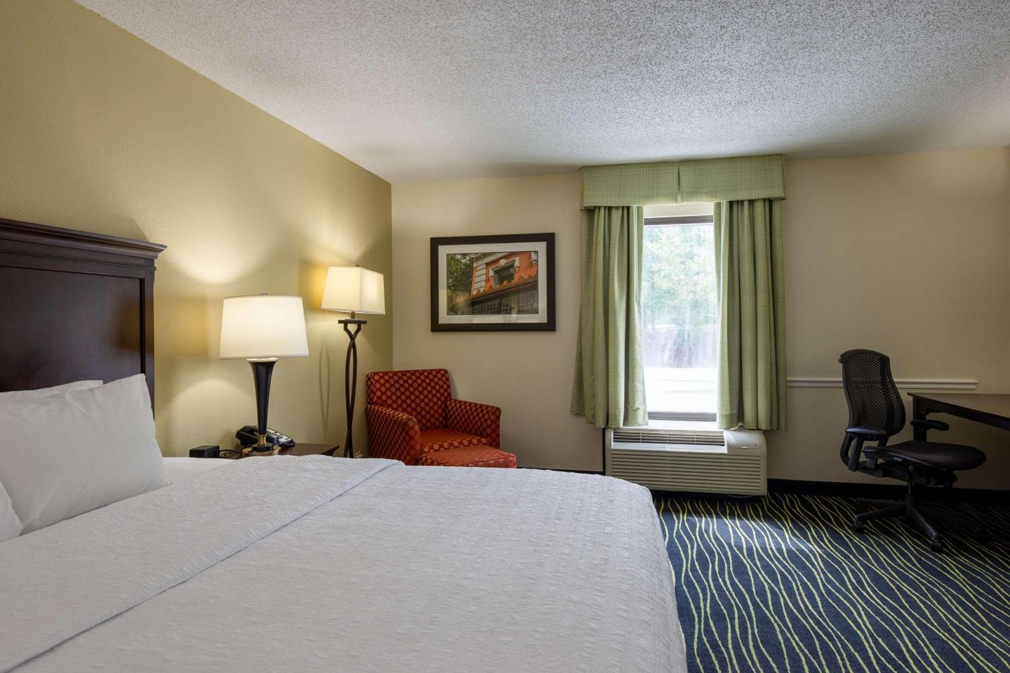 Hampton Inn Columbia I-26/Harbison Blvd Экстерьер фото