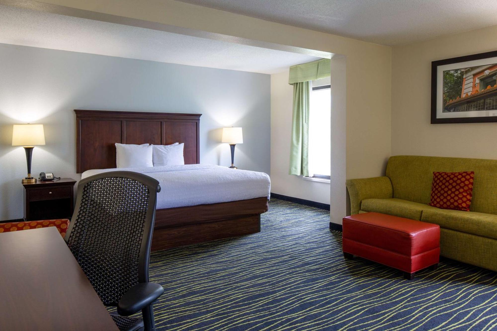 Hampton Inn Columbia I-26/Harbison Blvd Экстерьер фото