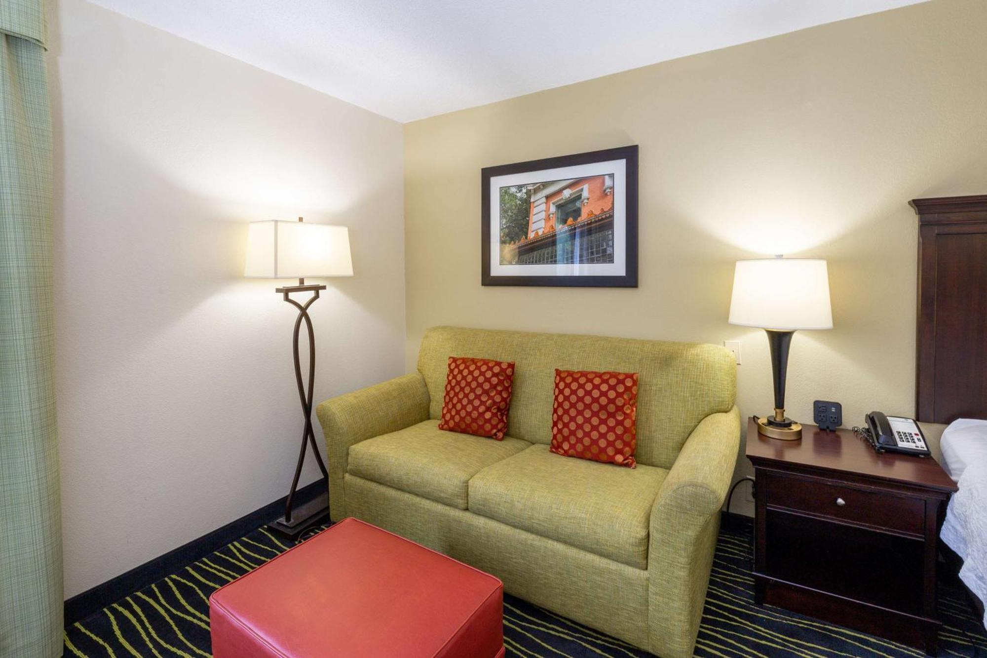 Hampton Inn Columbia I-26/Harbison Blvd Экстерьер фото